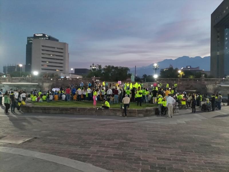 Realizaron una marcha por calles del centro de Monterrey