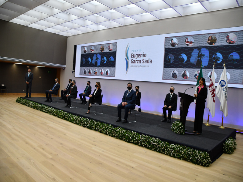 La entrega del Premio, que se transmitió en vivo de manera virtual, sucedió un día después del 77° aniversario del Tec de Monterrey