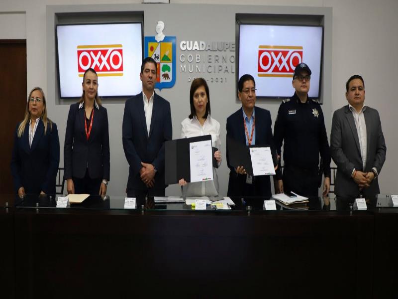 Oxxo donará 200 sillas de ruedas y 200 aparatos auditivos al Sistema DIF de Guadalupe