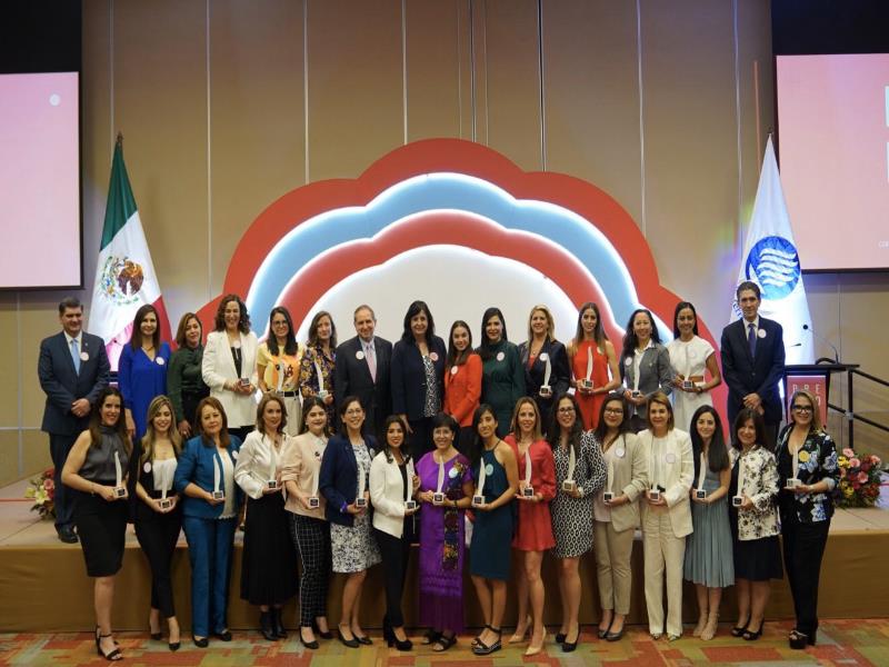 El Premio Mujer Tec, además, abona al cumplimiento de los compromisos HeForShe firmados ante ONU Mujeres el 22 de enero de 2019