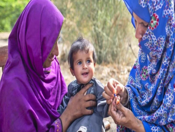 WHO / Panos Pictures / Saiyna Bashir. 6-month-old baby gets tested for malaria in Naseerabad, Pakistan. WHO / Panos Pictures / Saiyna Bashir. 6-month-old baby gets tested for malaria in Naseerabad, Pakistan.